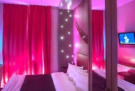 Celebrities Hotel Montreal Exterior foto