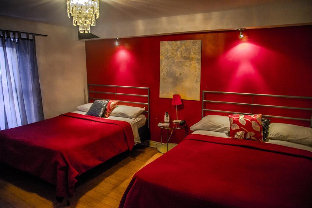 Celebrities Hotel Montreal Exterior foto